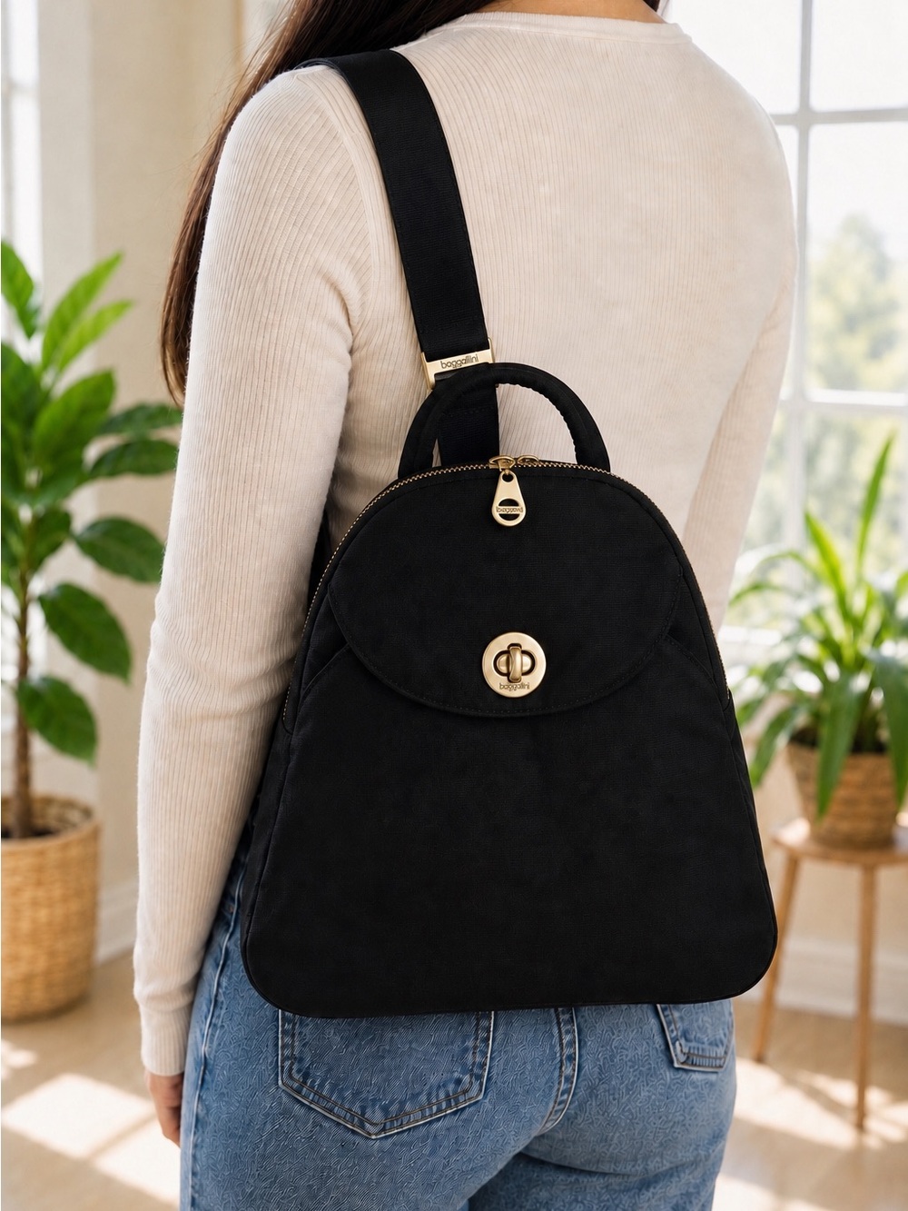 BAGGALLINI Convertible Sling Backpack Nylon Travel Bag